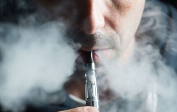 흡연, vaping 및 니코틴